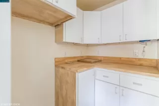 Photo #5: 41042797 Listing