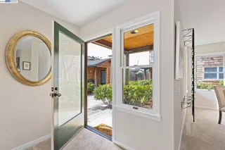 Photo #2: 41042812 Listing