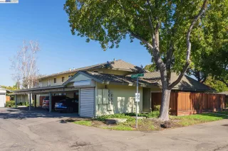 Photo #2: 41042826 Listing 