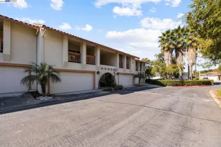 Photo #3: 41042858 Listing