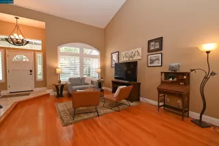 Photo #4: 41042880 Listing 