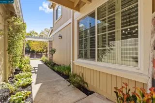 Photo #2: 41042892 Listing 