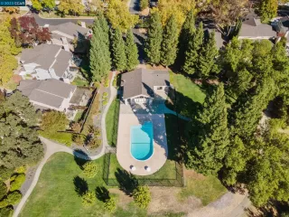 Photo #3: 41042892 Listing 