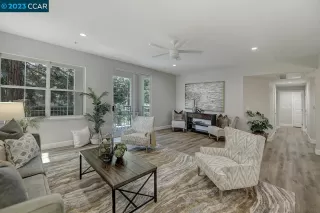 Photo #6: 41042943 Listing