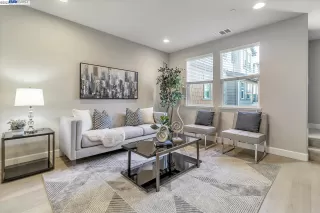 Photo #3: 41042975 Listing