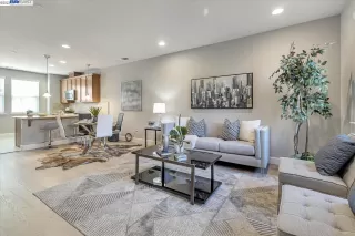 Photo #4: 41042975 Listing