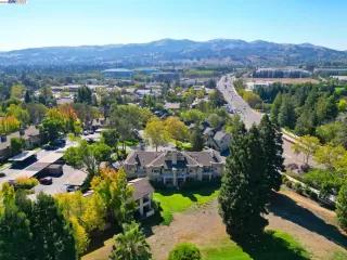 Photo #6: 41042979 Listing 