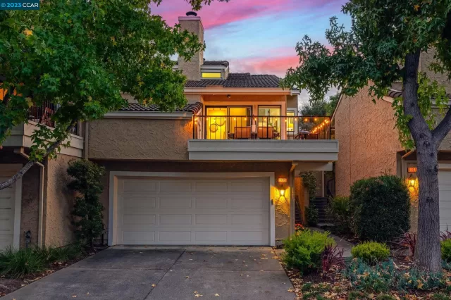 MLS: 41043071 Condo For Sale