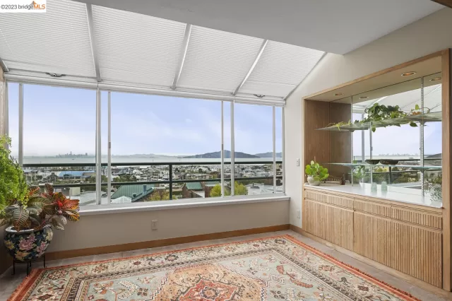 MLS: 41043127 Condo For Sale