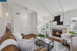 Photo #6: 41043170 Listing