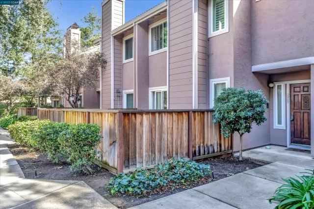 MLS: 41043186 Condo For Sale