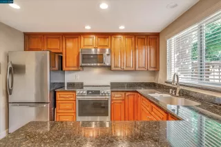 Photo #6: 41043186 Listing 