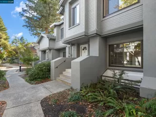 Photo #2: 41043188 Listing