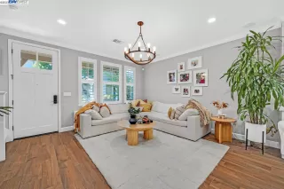 Photo #4: 41043224 Listing