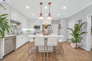 Photo #6: 41043224 Listing