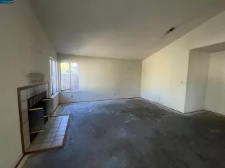 Photo #1: 41043272 Listing 