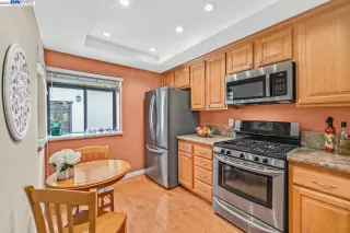 Photo #6: 41043385 Listing 