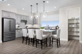 Photo #2: 41043400 Listing 