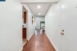 Photo #3: 41043423 Listing