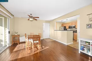 Photo #5: 41043459 Listing