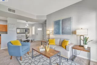 Photo #5: 41043467 Listing