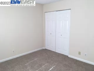 Photo #5: 41043480 Listing