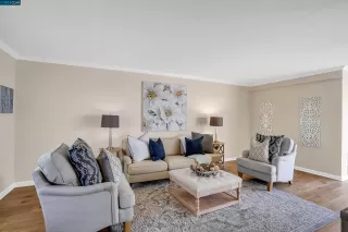 Photo #1: 41043596 Listing