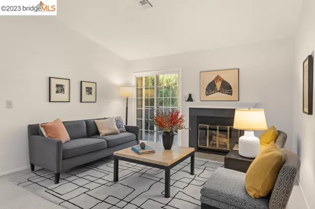 MLS: 41043613 Condo For Sale