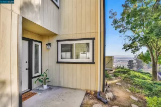 Photo #2: 41043646 Listing 