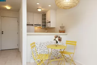 Photo #6: 41043647 Listing