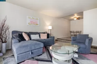 Photo #4: 41043684 Listing