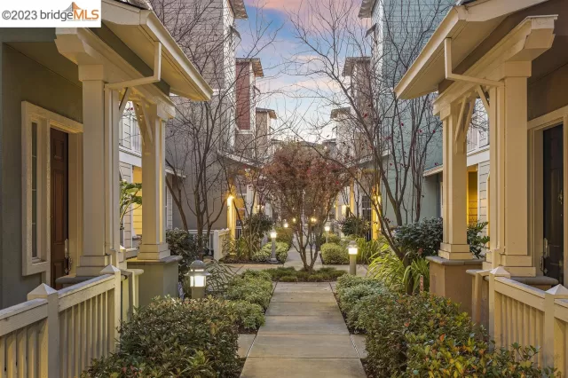 MLS: 41043716 Condo For Sale