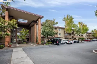 Photo #2: 41043718 Listing