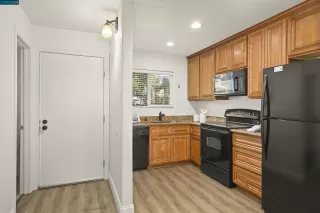 Photo #3: 41043748 Listing