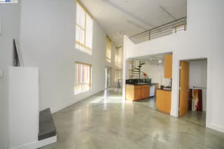 Photo #5: 41043752 Listing 