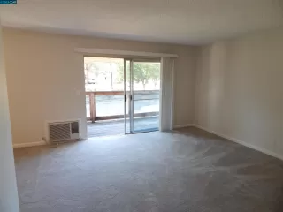 Photo #5: 41043759 Listing