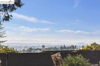 Photo #5: 41043767 Listing