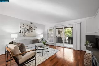 Photo #2: 41043796 Listing