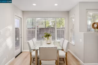 Photo #5: 41043859 Listing 