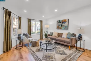 Photo #1: 41043871 Listing