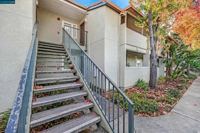 MLS: 41043935 Condo For Sale