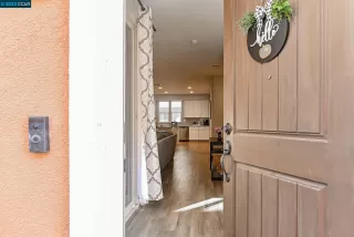 Photo #4: 41043983 Listing