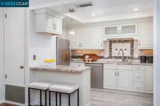 Photo #2: 41044015 Listing 