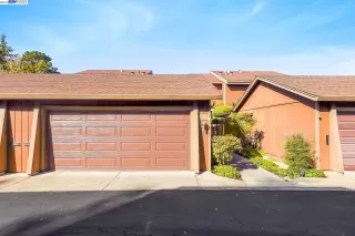 Click for more information on MLS # 41044038 : 2195 OAK CREEK PL More Details about MLS # 41044038 : 2195 OAK CREEK PL