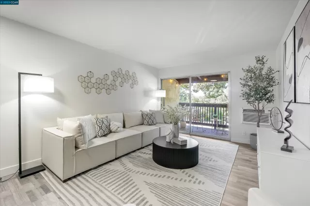 MLS: 41044052 Condo For Sale