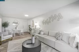 Photo #1: 41044052 Listing