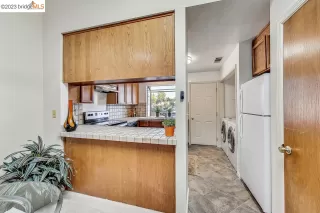 Photo #6: 41044102 Listing 