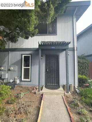 Photo #2: 41044315 Listing