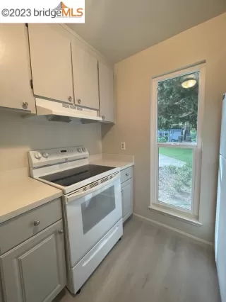 Photo #5: 41044315 Listing