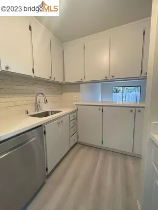 Photo #6: 41044315 Listing